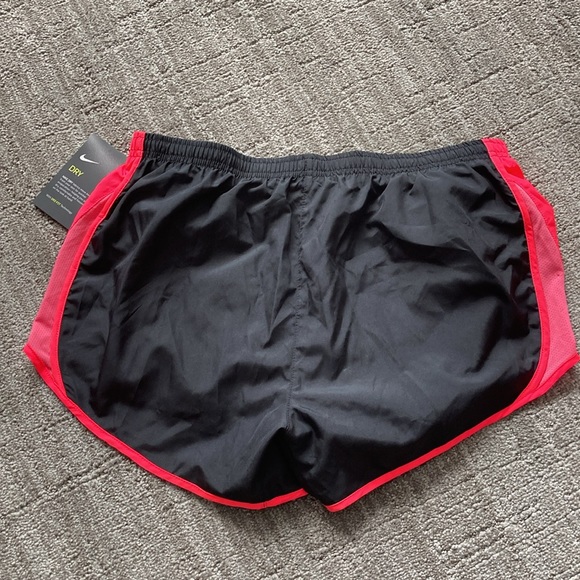Nike Dry Black / Pink Running Short - Picture 5 of 7